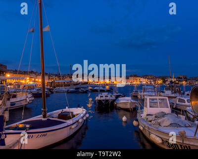 Look at the harbour of Rovinj at night, Istrien, Croatia, Europe, Blick auf den Hafen von Rovinj bei Nacht, Kroatien, Europa Stock Photo