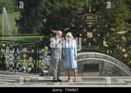 Powerscourt Demesne, Ireland. 20th May, 2019. Prince Charles, Prince of Wales and Camilla, Duchess of Cornwall, at Powerscourt House and Gardens, during Day One of their visit to the Republic of Ireland. Credit: ASWphoto/Alamy Live News Stock Photo