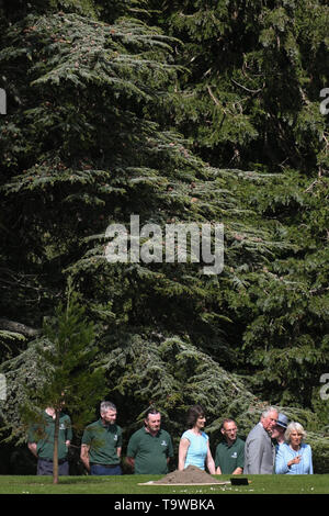 Powerscourt Demesne, Ireland. 20th May, 2019. Prince Charles, Prince of Wales and Camilla, Duchess of Cornwall, at Powerscourt House and Gardens, during Day One of their visit to the Republic of Ireland. Credit: ASWphoto/Alamy Live News Stock Photo