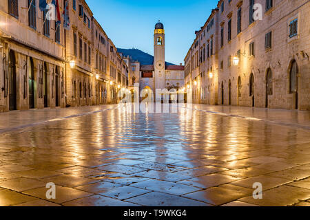 Classic panoramic view of famous Stradun, the main street of the old town of Dubrovnik, in beautiful morning twilight before sunrise at dawn in summer Stock Photo