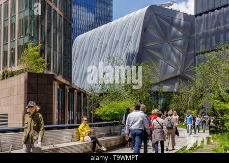 The Shed comes into view as you walk north on the High Line, Hudson Yards, New York, New York, USA. Stock Photo