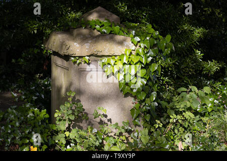 BRISTOL, UK - MAY 13 : Sunlit tomb along Birdcage Walk in Bristol on May 13, 2019 Stock Photo