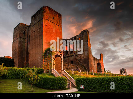 Kenilworth Castle in Warwickshire, England. The castle is a ruin and is preserved in that state by English Heritage. Stock Photo