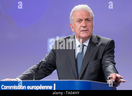 Belgium, Brussels, on 2018/09/13: Dimitris Avramopoulos, European Commissioner for Migration, Home Affairs and Citizenship, giving a press conference  Stock Photo