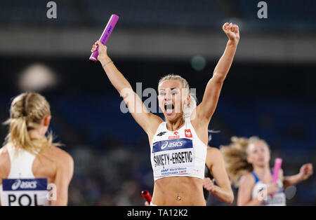 YOKOHAMA, JAPAN - MAY 12: Justyna Swiety-Ersetic of Poland in the women's 4x400m final during Day 2 of the 2019 IAAF World Relay Championships at the Nissan Stadium on Sunday May 12, 2019 in Yokohama, Japan. (Photo by Roger Sedres for the IAAF) Stock Photo