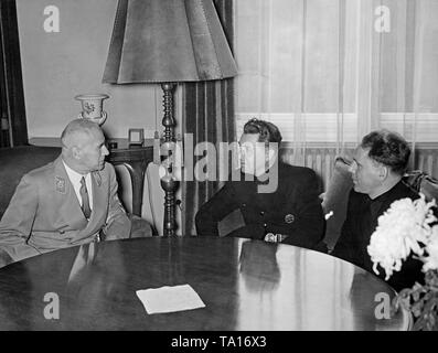 Minister of the Interior Wilhelm Frick, Slovak Minister of the Interior Alexander Mach and Slovak Minister Cernak at the Ministry of the Interior in Berlin. In March 1939, the Slovak state became independent under Hitler's pressure. Stock Photo