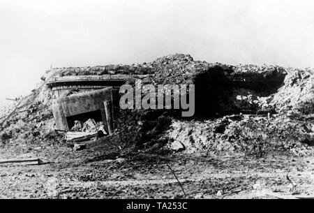 A bunker destroyed by the German artillery in the city of Kolpino (today administrative part of St. Petersburg). Photo of the Propaganda Company (PK): war correspondent Wurst. Stock Photo