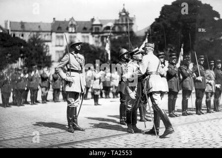 The French General Gobeau honors a colonel of the French occupation troops in Koblenz (undated photo). Stock Photo