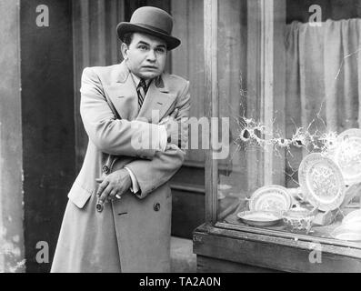 Edward G. Robinson as Cesare Enrico 'Rico' Bandello in 'Little Caesar', directed by Mervyn LeRoy, United States 1930. Stock Photo