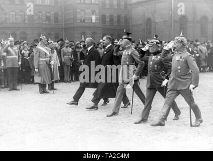 March of former soldiers past members of the former Bavarian ruling house Wittelbach, as part of a veteran reunion at Ludwigstrasse in Munich. (undated photo) Stock Photo