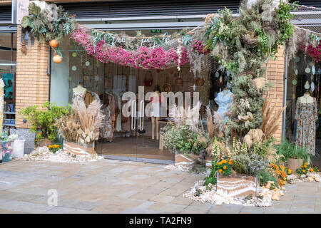 Under the sea floral display outside Monica Vinader jewellery shop in Duke  of York Square for Chelsea in Bloom 2019. Chelsea, London, England Stock  Photo - Alamy
