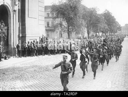 Hitler Youth members march past the Garrison Church in Potsdam, before Hitler and his functionaries during the Reichsjugendtag (Reich Youth Day) of the NSDAP in the summer of 1932. Stock Photo
