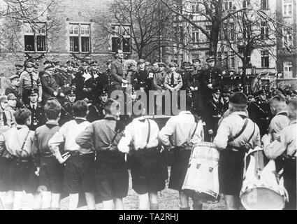 Hitler Youth members stand on their horses, 1938 Stock Photo - Alamy