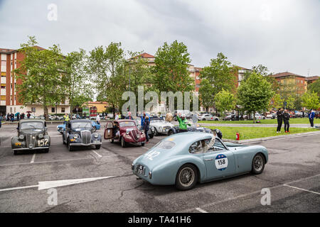 Brescia, Italy - May 18, 2019: Triumphant entry of the classic Italian race with vintage cars for the traditional Paserella finale in Brescia. 1000 mi Stock Photo