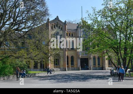 Marstallgebäude, Gottfried Wilhelm Leibniz university of Hannover, Guelph's garden, Hannover, Lower Saxony, Germany, Gottfried Wilhelm Leibniz Univers Stock Photo