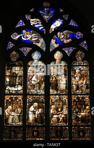 Saint-François de Sales. Vitrail. Eglise Saint-Nizier de Lyon. Francis de Sales. Stained glass windows. Saint-Nizier Church. Lyon. Stock Photo