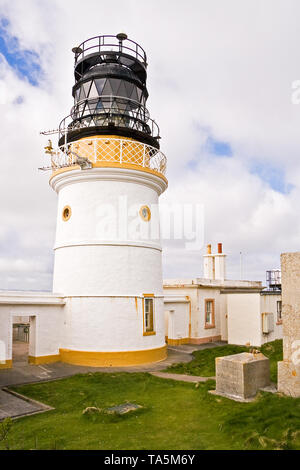 The Sumburgh Head Lighthouse in the Shetland Isles, north of Scotland, UK Stock Photo