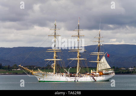 Bantry, West Cork, Ireland, 22nd  May 2019, The Danish sail training ship DANMARK sailed into Bantry today, the young cadets get a taste of life aboard a three master. She is visiting for 2 days then moving on to Copenhagen. Credit aphperspective/ Alamy Live News Stock Photo