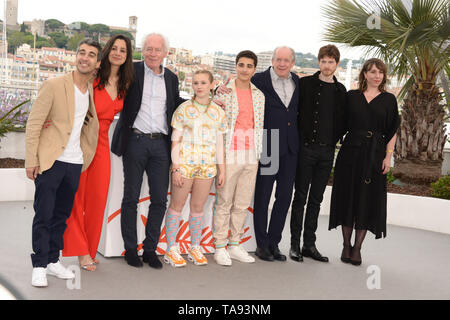 May 21, 2019 - Cannes, France - CANNES, FRANCE - MAY 21: Jean-Pierre Dardenne, Victoria Bluck, Idir Ben Addi and Luc Dardenne attend the photocall for ''Young Ahmed (Le Yeune Ahmed)'' during the 72nd annual Cannes Film Festival on May 21, 2019 in Cannes, France (Credit Image: © Frederick InjimbertZUMA Wire) Stock Photo