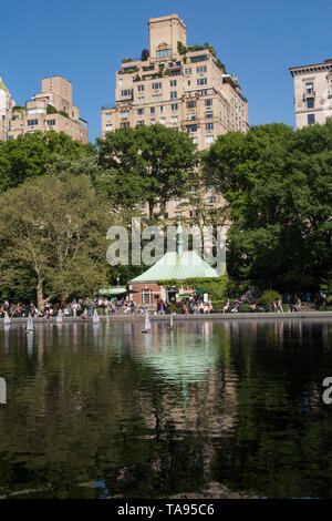 Conservatory Water in Central Park, New York City, USA Stock Photo