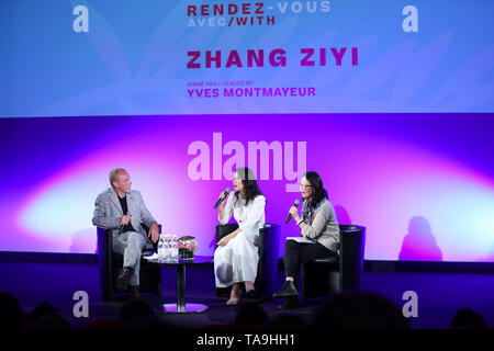 Cannes, France. 22nd May, 2019. Chinese actress Zhang Ziyi (C) attends the masterclass at the 72nd Cannes Film Festival in Cannes, France, May 22, 2019. Zhang Ziyi was invited to talk about her career at this year's masterclass together with American actor Sylvester Stallone, French actor Alain Delon and Danish director Nicolas Winding Refn. The 72nd Cannes Film Festival is held from May 14 to 25. Credit: Zhang Cheng/Xinhua/Alamy Live News Stock Photo