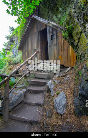 Arrowtown's historical Chinese settlement features many restored huts used by the Chinese miners during the 1880s, Arrowtown, South Island New Zealand Stock Photo