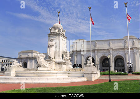 Union Station and the Columbus Fountain in Washington D.C. Stock Photo