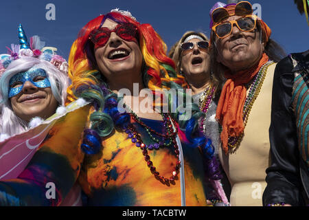 watch sydney mardi gras live