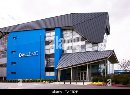 Santa Clara, CA/ USA - March 26, 2019: Exterior of Dell Inc. office building, an American computer technology company, develops, sells, repairs, suppo Stock Photo