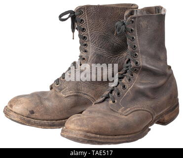 paratrooper boot lacing