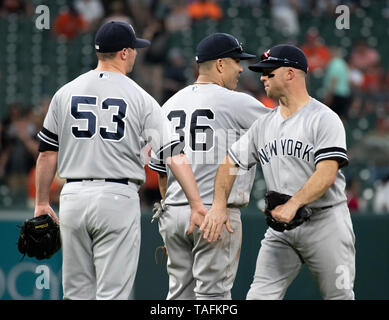 Bronx, USA. 04th Oct, 2019. New York Yankees Aaron Judge, Brett Gardner and Giancarlo  Stanton stand together in the outfield during pitcher change in the 5th  inning against the Minnesota Twins in