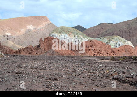 RAINBOW VALLEY LANDSCAPE, ATACAMA, CHILE.