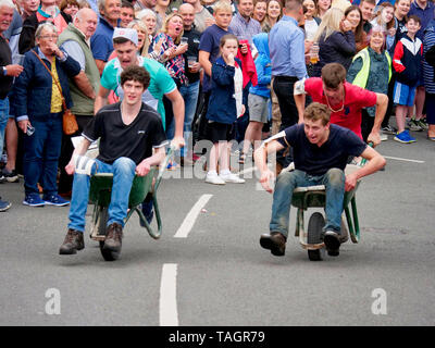 News UK: Wirksworth wheelbarrow race, 25th May 2019  Derbyshire Dales, Peak District, Derbyshire, England, UK