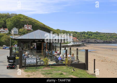 Sandside Cafe, East Row, Sandsend, Borough of Scarborough, North Yorkshire, England, Great Britain, United Kingdom, UK, Europe Stock Photo