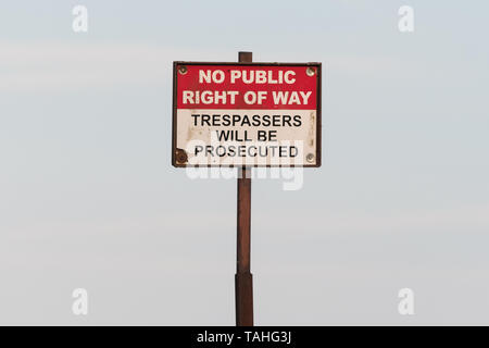 No public right of way Trespassers Will be Prosecuted sign, England, UK Stock Photo