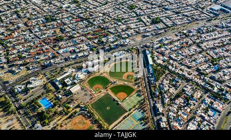 Aerial view of the fields and sports fields and gimmacio of the University of Sonora. The Unison mile. Hermosillo, Sonora. Baseball fields, synthetic grass, soccer fields. (Photo: Luis Gutierrez / NortePhoto.com)  Vista aerea las canchas y campos deportivos y gimmacio de la Universidad de Sonora. La milla de la Unison. Hermosillo, Sonora. Campos de beisbol, pasto sintetico, canchas de futbol.  (Photo: Luis Gutierrez/NortePhoto.com) Stock Photo