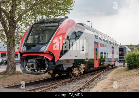 ビジネス・経済 Bildatlas der SBB-Lokomotiven GeraMond 51DhPtF30zL._UF350,350_QL50_.jpg