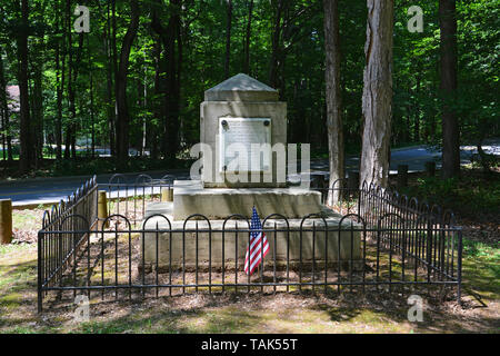 Monument and grave site to General Jethro Sumner who led American troops during the battle at Guilford Courthouse during the Revolutionary War. Stock Photo
