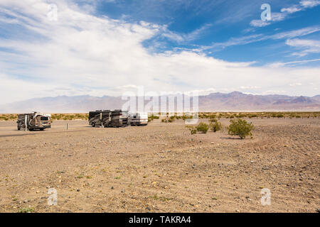 Campers on campground in Stovepipe Wells in Death Valley National Park. California, USA Stock Photo