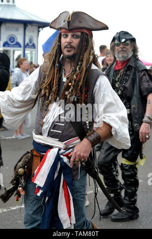 Dressed as captain jack sparrow hi-res stock photography and images - Alamy