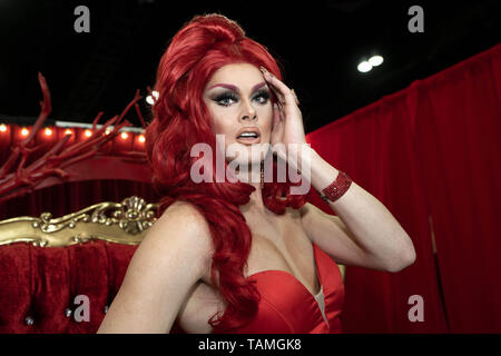 Los Angeles, California, USA. 15th Mar, 2019. Drag queen Scarlet Envy of RuPaul''˜s Drag Race season 11 poses for a portrait at RuPaul's DragCon LA 2019 at the Los Angeles Convention Center in Los Angeles, California. The annual three-day RuPaul's DragCon is the world's largest drag culture convention and takes place in New York and Los Angeles. Credit: Ronen Tivony/SOPA Images/ZUMA Wire/Alamy Live News Stock Photo