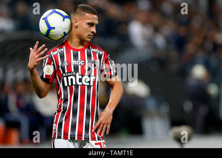 SÃO PAULO, SP - 05.03.2022: SÃO PAULO FC X CORINTHIANS - Tiago Volpi of São  Paulo FC during a match between São Paulo FC x Corinthians valid for the  10th round of