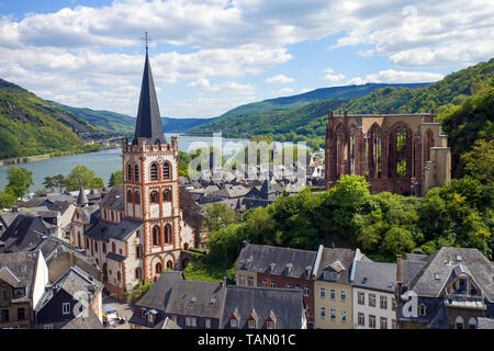 View from tower 'Postenturm' on Bacharach with Saint Peter church and Werner chapel, Upper Middle Rhine Valley, Rhineland-Palatinate, Germany Stock Photo