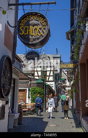 Drosselgasse at Ruedesheim, Unesco world heritage site, Upper Middle Rhine Valley, Rheingau, Hesse, Germany Stock Photo