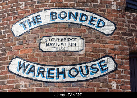 The Bonded Warehouse sign, Canal Street, Stourbridge, West Midlands, England, United Kingdom Stock Photo