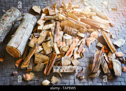 Natural branch and bark for herbal medicines of dry on threshing basket - Traditional medicines in China selective focus Stock Photo