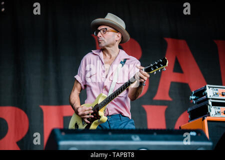 Hatfield, United Kingdom, 26th May 2019. Bad Religion performs at the Slam Dunk South Festival, Hatfield. It is the UK's biggest one day Independent Rock Festival. Credit: Richard Etteridge / Alamy Live News Stock Photo