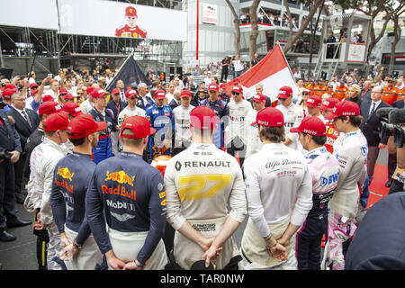Motorsports: FIA Formula One World Championship 2019, Grand Prix of Monaco,  F1 drivers wear red hats in tribute to Niki Lauda (22.02.1949 - 20.05.2019) 26.05.2019 | usage worldwide Stock Photo