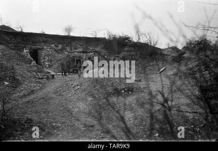 2. Weltkrieg in Europa – Bunker im Gebrauch der deutschen Wehrmacht // 2nd World War in Europe - Bunker used by the Germay Army / Wehrmacht / Heer Stock Photo