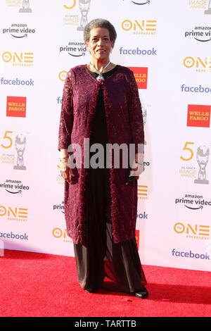 March 30, 2019 - Los Angeles, CA, USA - LOS ANGELES - MAR 30:  Myrlie Evers-Williams at the 50th NAACP Image Awards - Arrivals at the Dolby Theater on March 30, 2019 in Los Angeles, CA (Credit Image: © Kay Blake/ZUMA Wire) Stock Photo